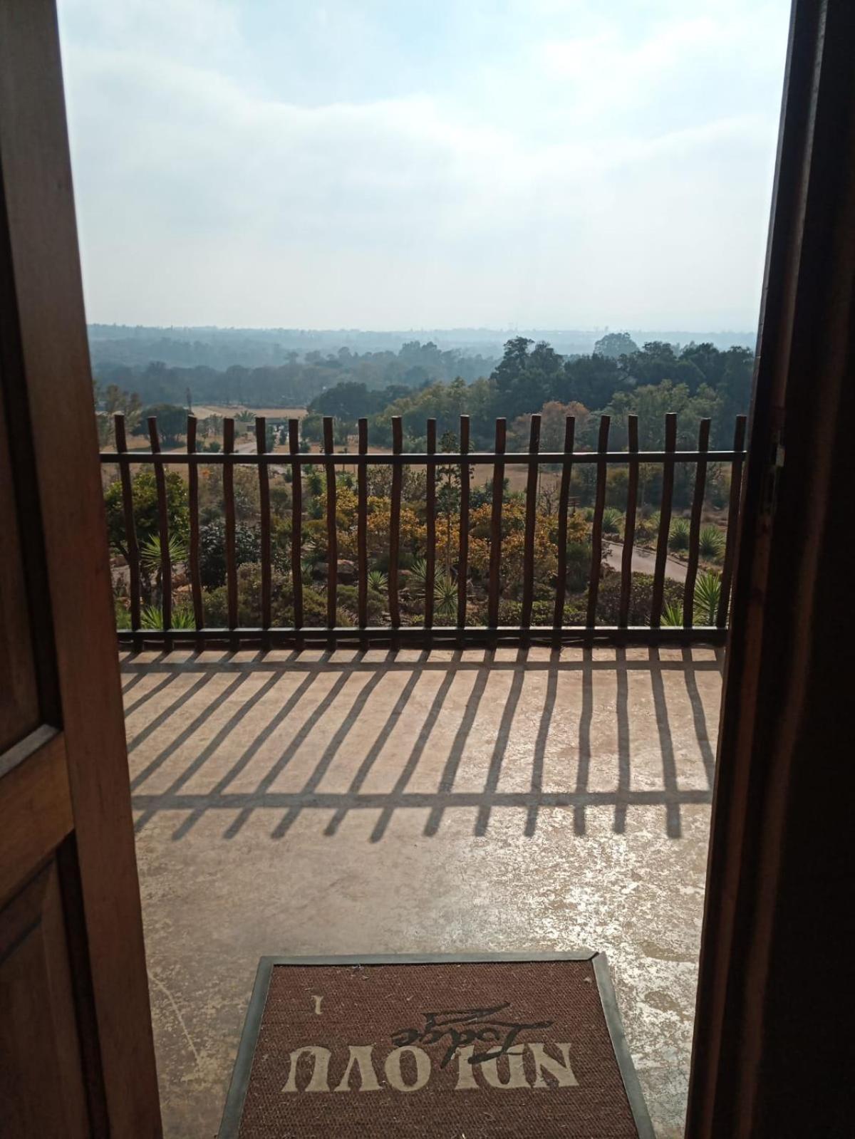 Ndlovu Lodge Претория Экстерьер фото